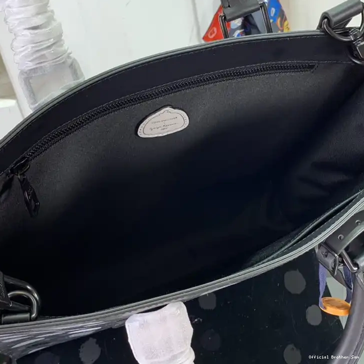 Official Brother Sam 2304DJ0010 LV Bag 0814